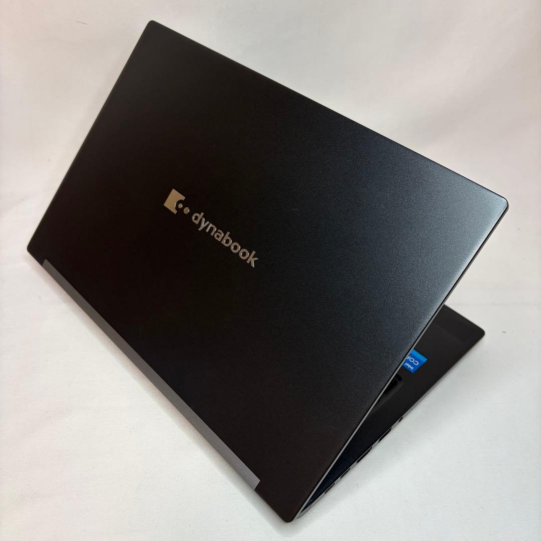 美品 使用少 dynabook G83 第11世代 i5 16GB 256GB