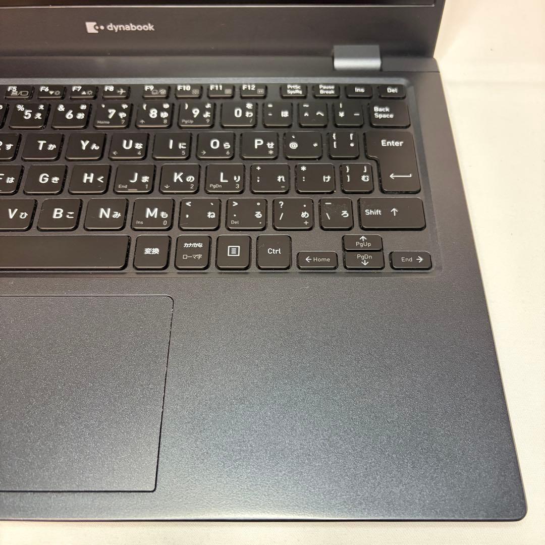 美品 使用少 dynabook G83 第11世代 i5 16GB 256GB