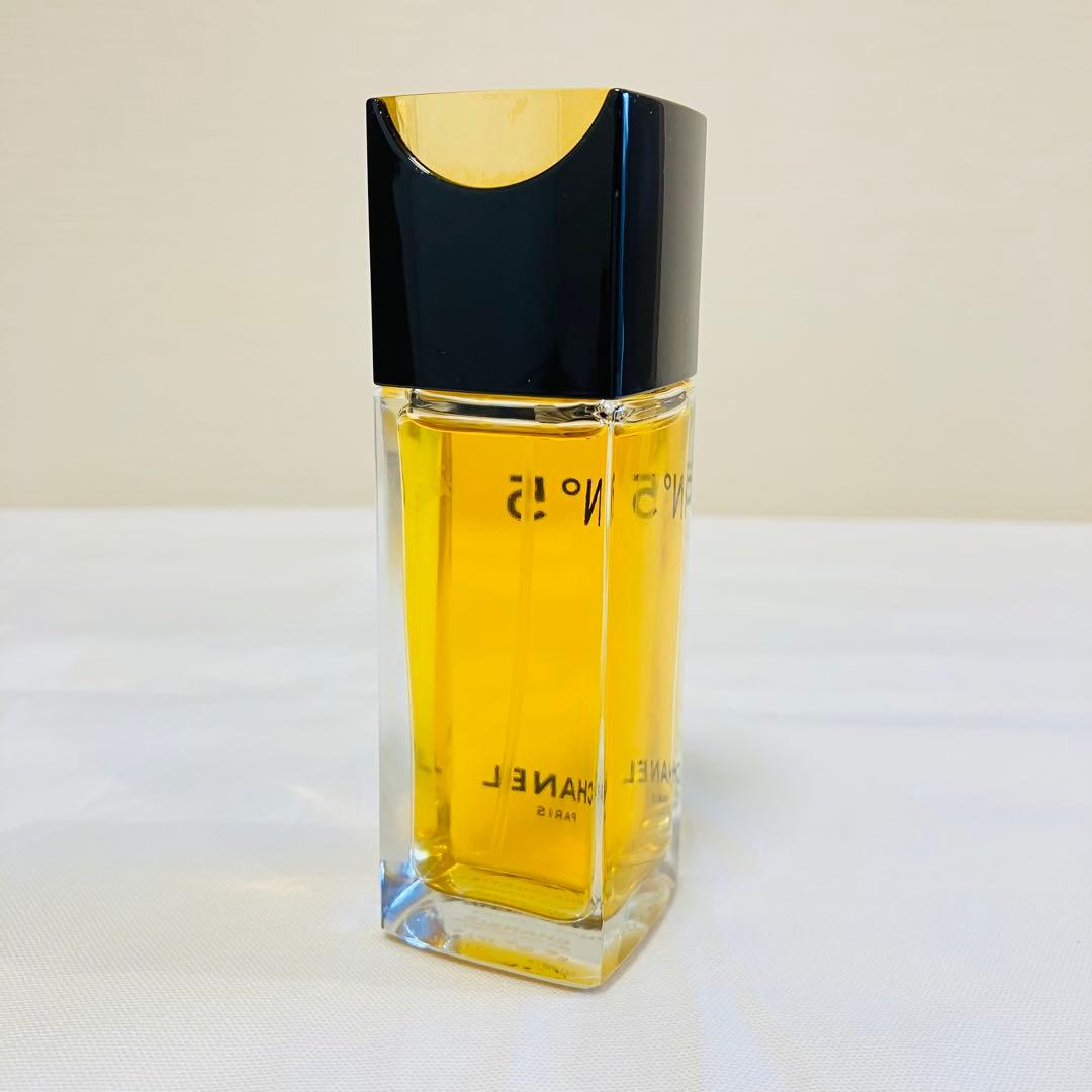 新品未使用　CHANEL シャネル　N°5 オードトワレ　香水　50ml