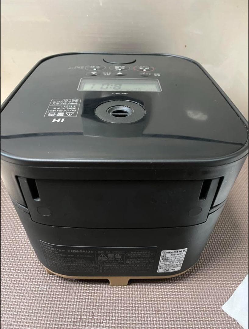 c*e様 ZOJIRUSHI NW-SA10-BA 5.5合 2020年製