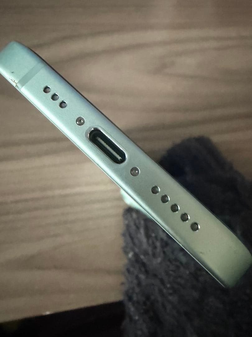 iPhone 15 128GB SIMフリー 動作良好