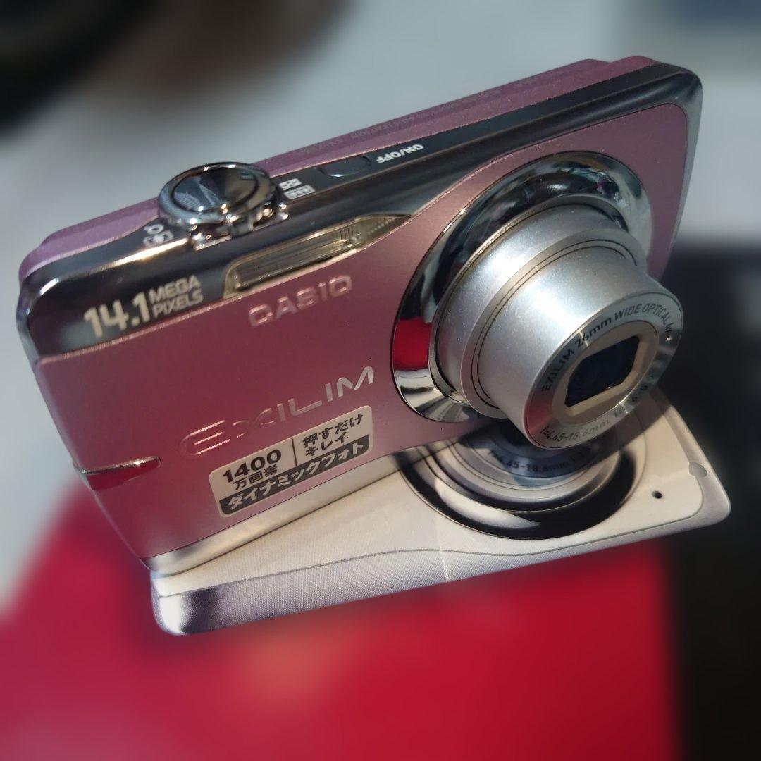 CASIO EXILIM EX-Z550・14.1メガピクセル デジタルカメラ