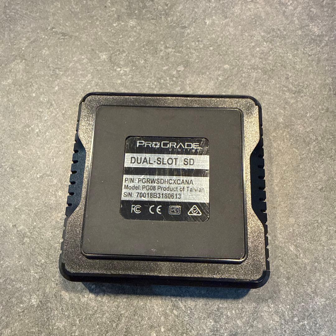 ProGrade SD UHS-II デュアルカードリーダー USB-C