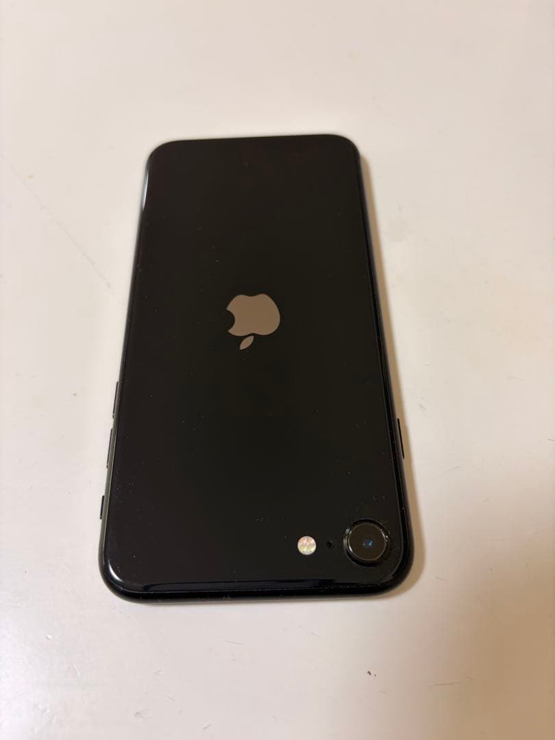 Apple iPhone SE 第2世代　ブラック
