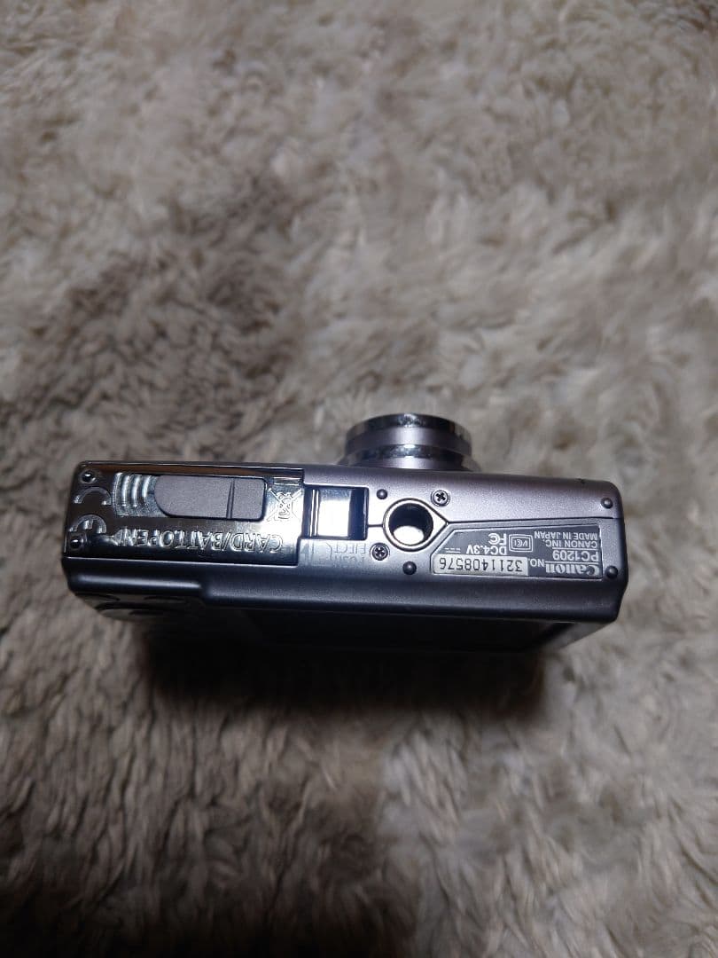 Canon IXY 900ISデジタルカメラ シルバー