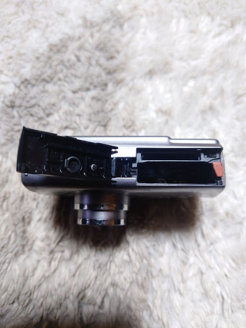 Canon IXY 900ISデジタルカメラ シルバー