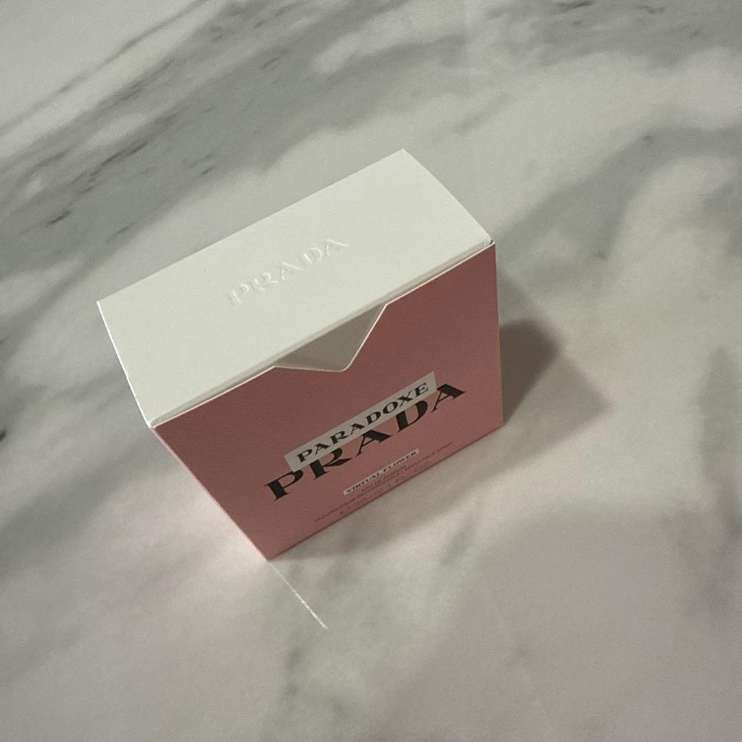 新品♡PRADA パラドックス ヴァーチャルフラワー オーデパルファム 30mL