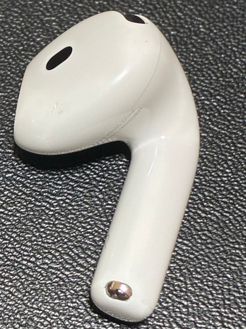 【正規品】AirPods 4 第四世代 右耳 アクティブノイズキャンセリング