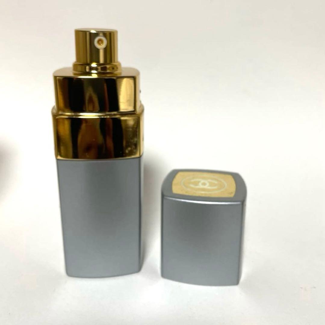 CHANEL　シャネル　N°19　19番 シャネル19 オードトワレ