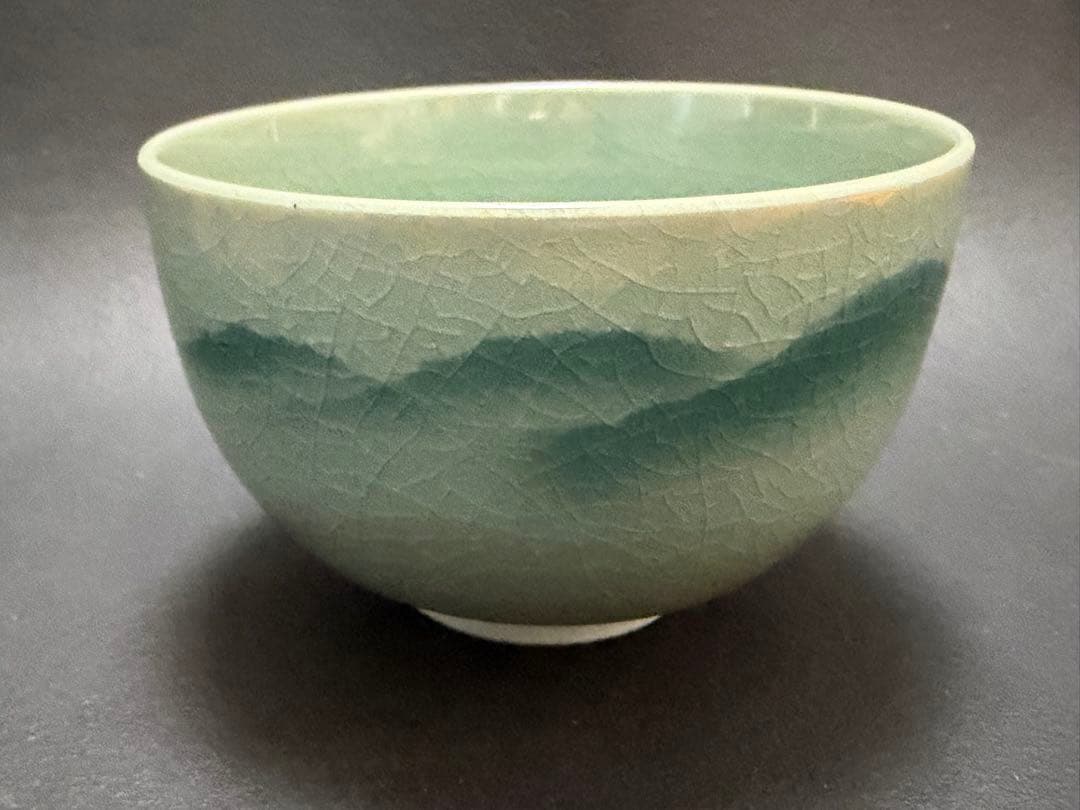 九谷燒 山上義正造 青磁連山茶碗　共箱　茶道具