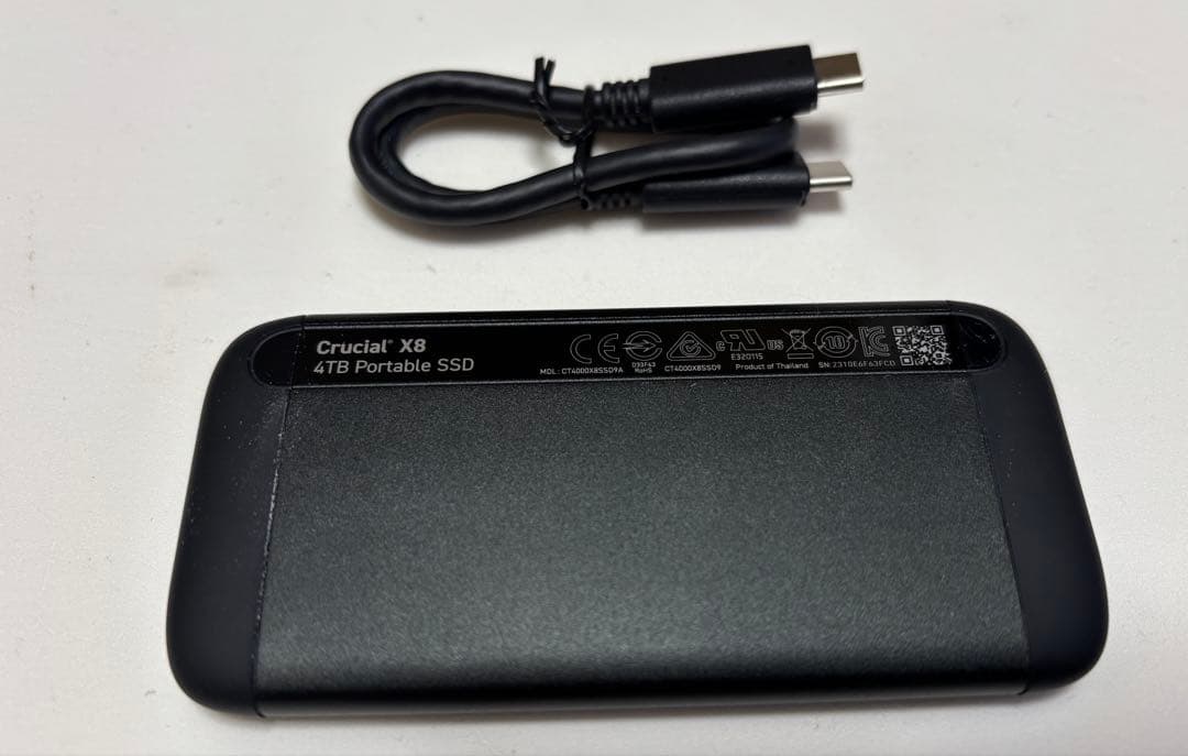 外付けハードディスク・ドライブ Crucial X8 4TB Portable SSD