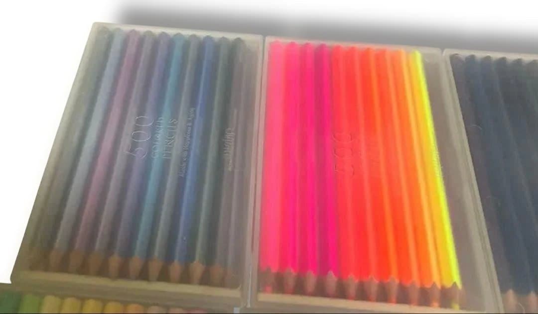 ほぼ 未使用 フェリシモ COLORED PENCILS 500色 色えんぴつ