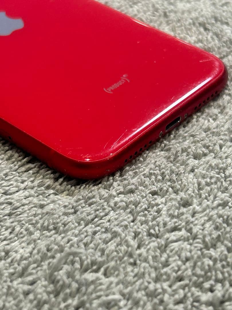 Apple iPhone 11 (PRODUCT)赤