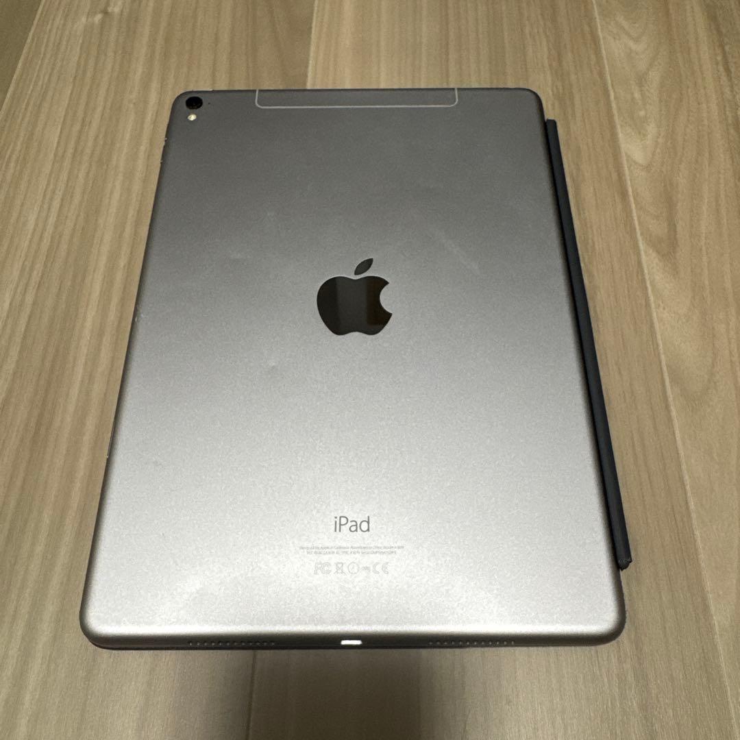 iPadPro9.7インチ + Smart Keyboard(アップル純正品)