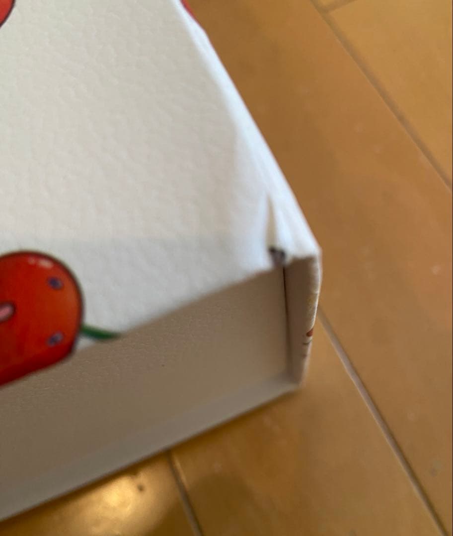 ルイヴィトン✖️村上隆　空き箱　ラッピングリボン　チェリー　美品　大きめサイズ