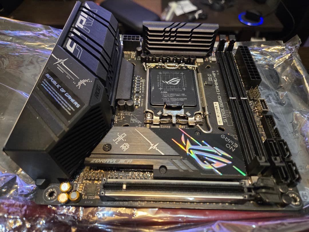 マザーボード ROG STRIX B660-I GAMING WIFI