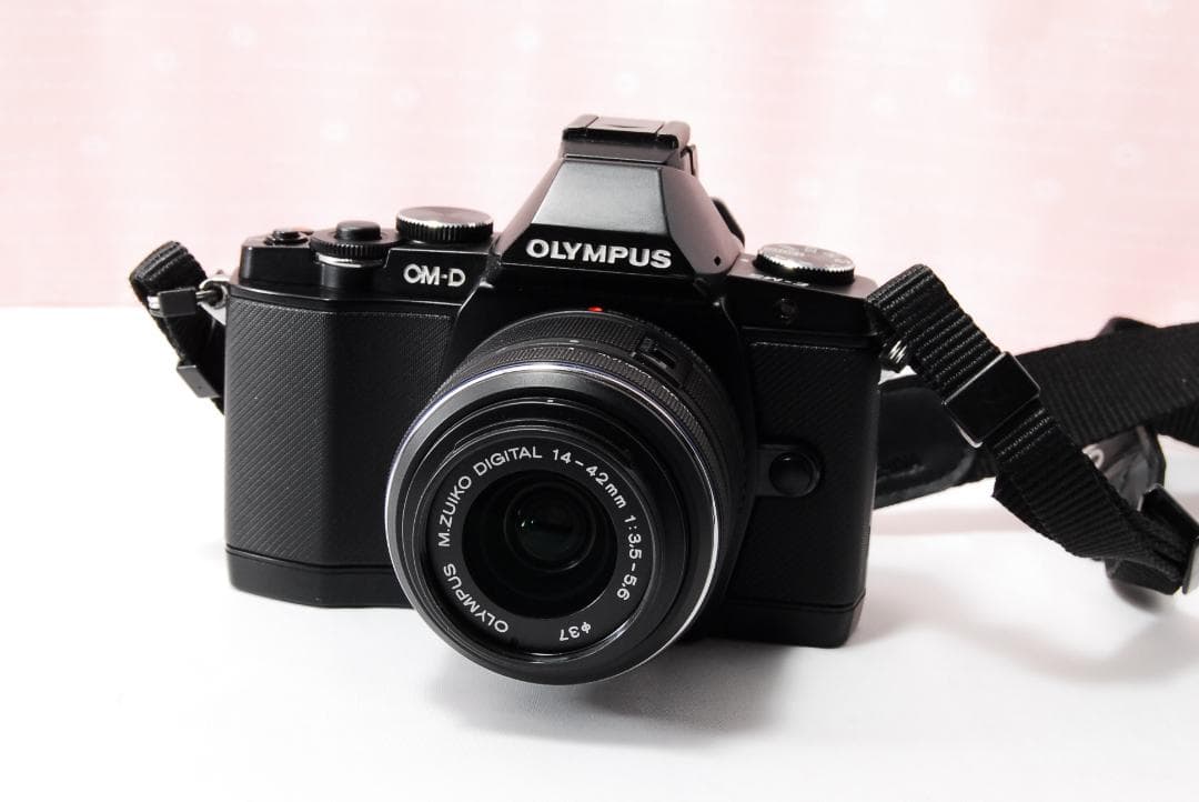 〓シャッター数3125回〓オリンパス E-M5 ミラーレス 14-42mm Ⅱ