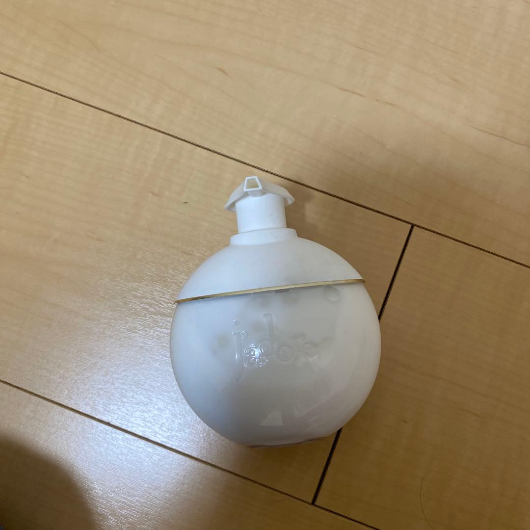 Dior j'adore ボディミルク 200ml 箱付き