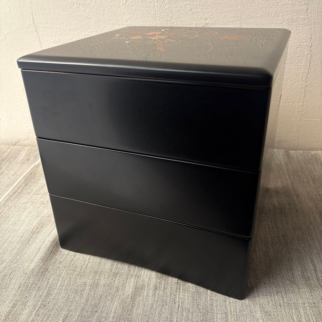 重箱 木製 秋の七草 黒 三段 内朱 古代朱 螺鈿 蒔絵 漆塗り 20cm