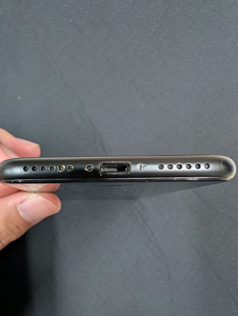スマートフォン本体 iPhone XS 64GB / 7 128GB