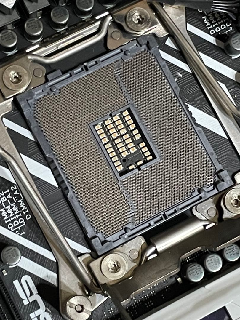 ASUS X299 deluxe coolermaster簡易水冷セット