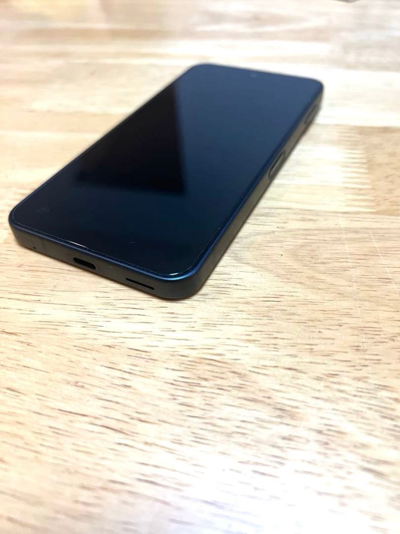 AQUOS sense 9 本体　SIMフリー　ケース　ガラスフィルム付き