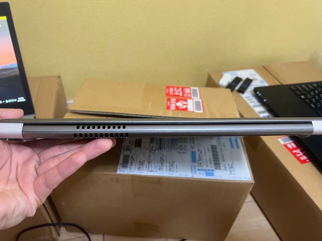 東芝 dynabook R634/M i5 8GB SSD 128GB 軽量