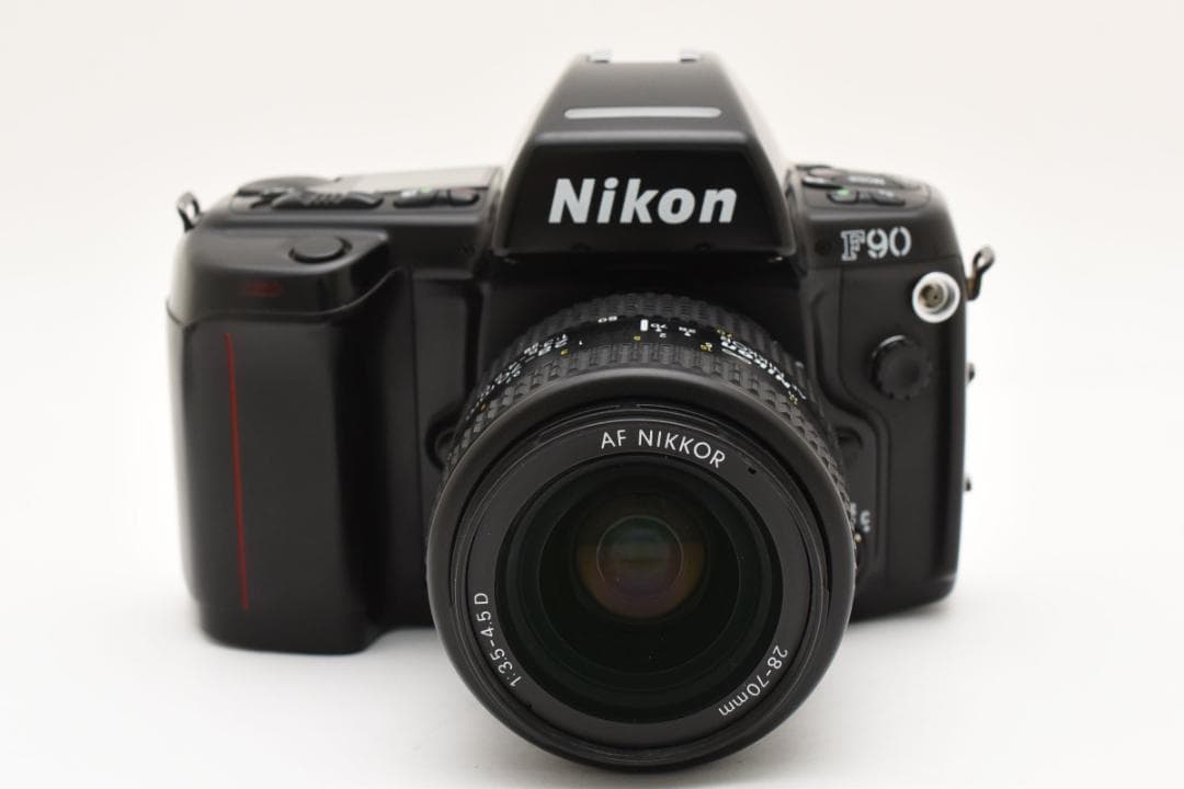 NIKON ニコンF90S + AF NIKKOR 28-70 3.5-4.5d