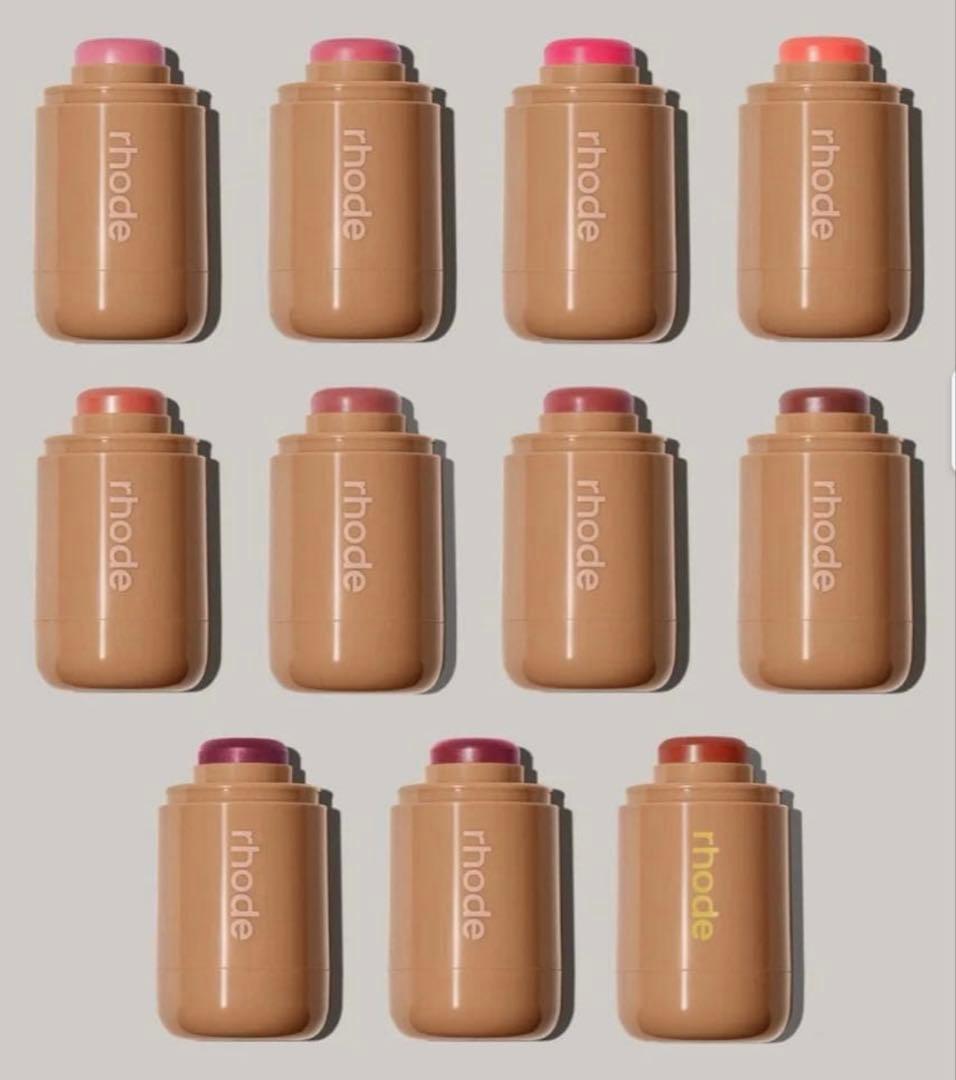 rhode pocket blush / Freckle新品未使用