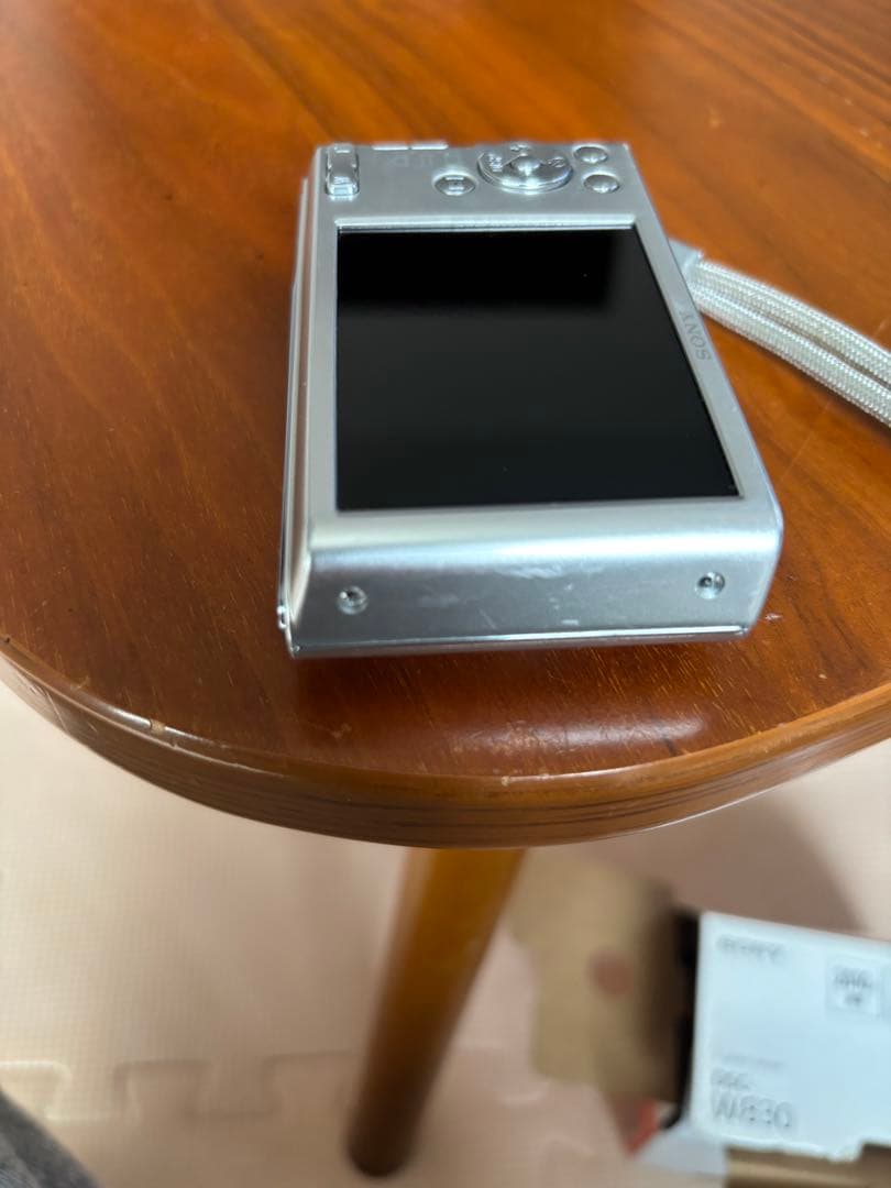 ⭐︎ 箱付き　充電器あり　ソニー SONY DSC-W830 サイバーショット　⭐︎
