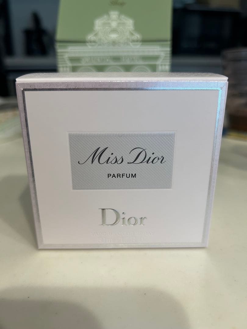 【未使用】Miss Dior ミスディオール　パルファン　香水　50ml