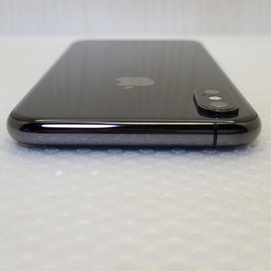 iPhone Xs ◆ 64GB / SIMフリー A1920