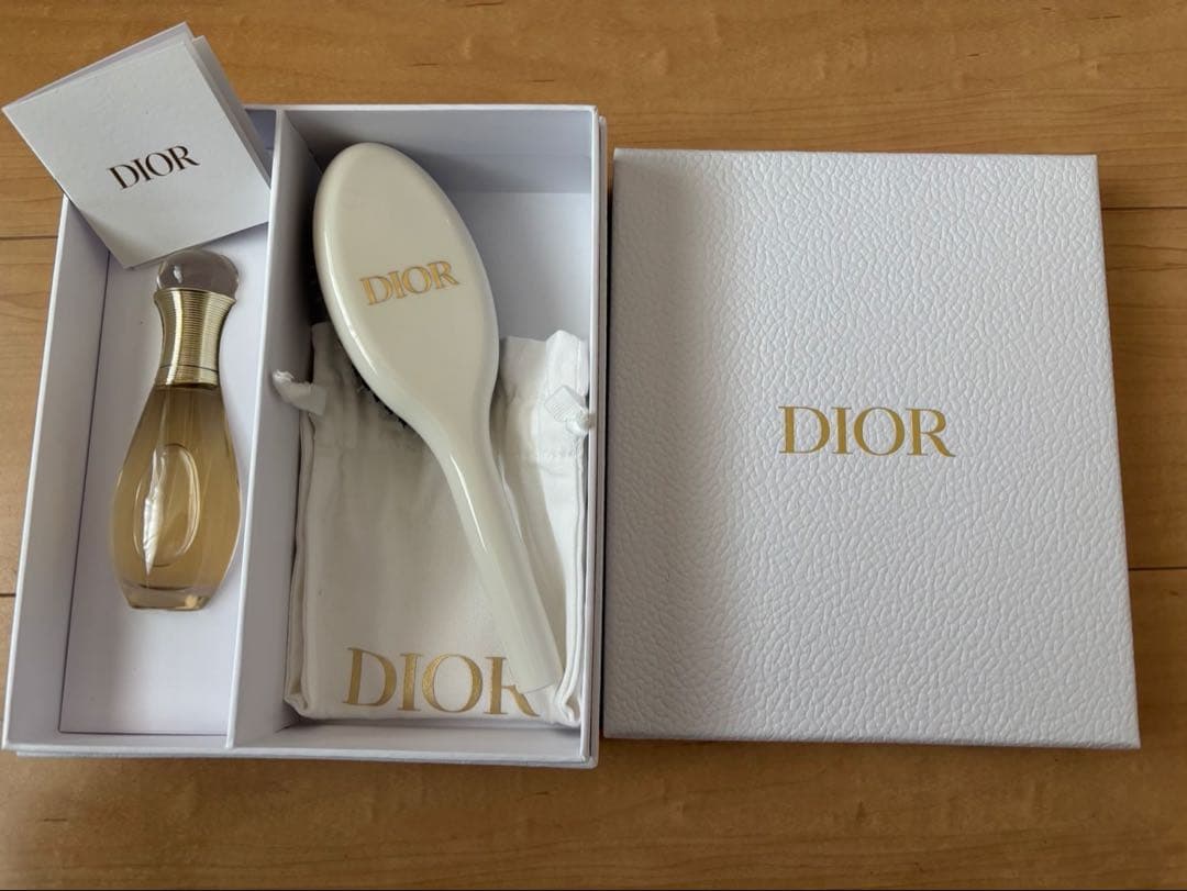 Dior ディオール　DIORヘアミスト　ヘアブラシ　新品未使用品