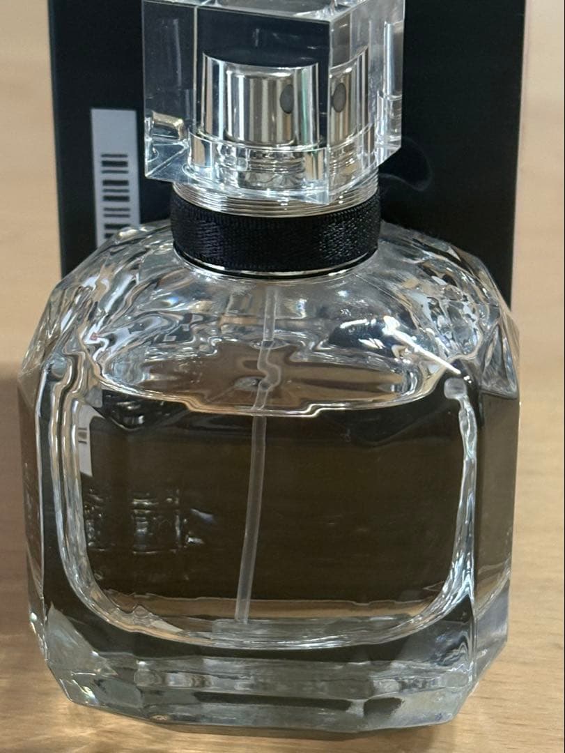イヴ・サンローラン　モンパリ　オードパルファム　50ml