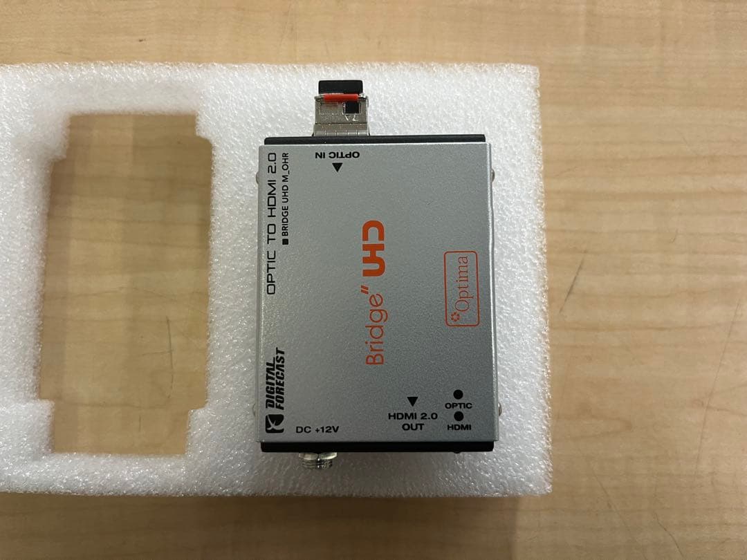 HDMI変換器　送信機受信機セット　(UHD_M_HOT. UHD_M_OHR)
