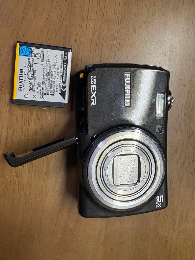 富士フィルム FinePix F200EXR カ