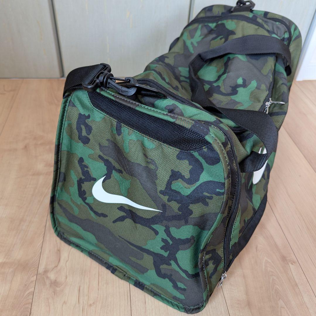 NIKE ナイキ ボストンバッグ 迷彩 大容量 60cm ダッフルバッグ 旅行