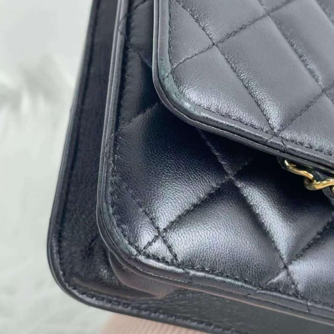 CHANEL チェーンウォレット