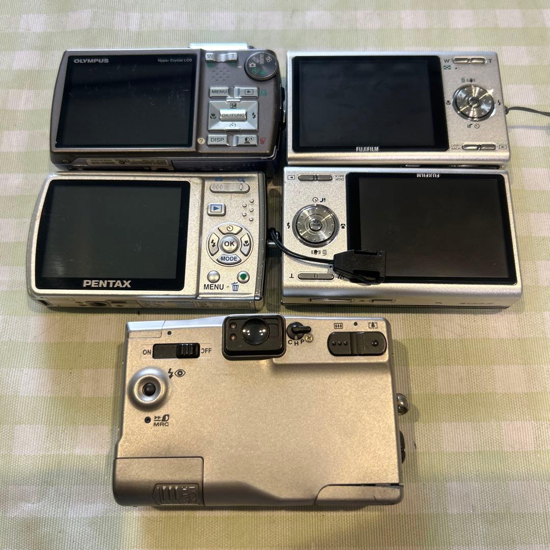 デジカメ4台とフイルムカメラ1台セット