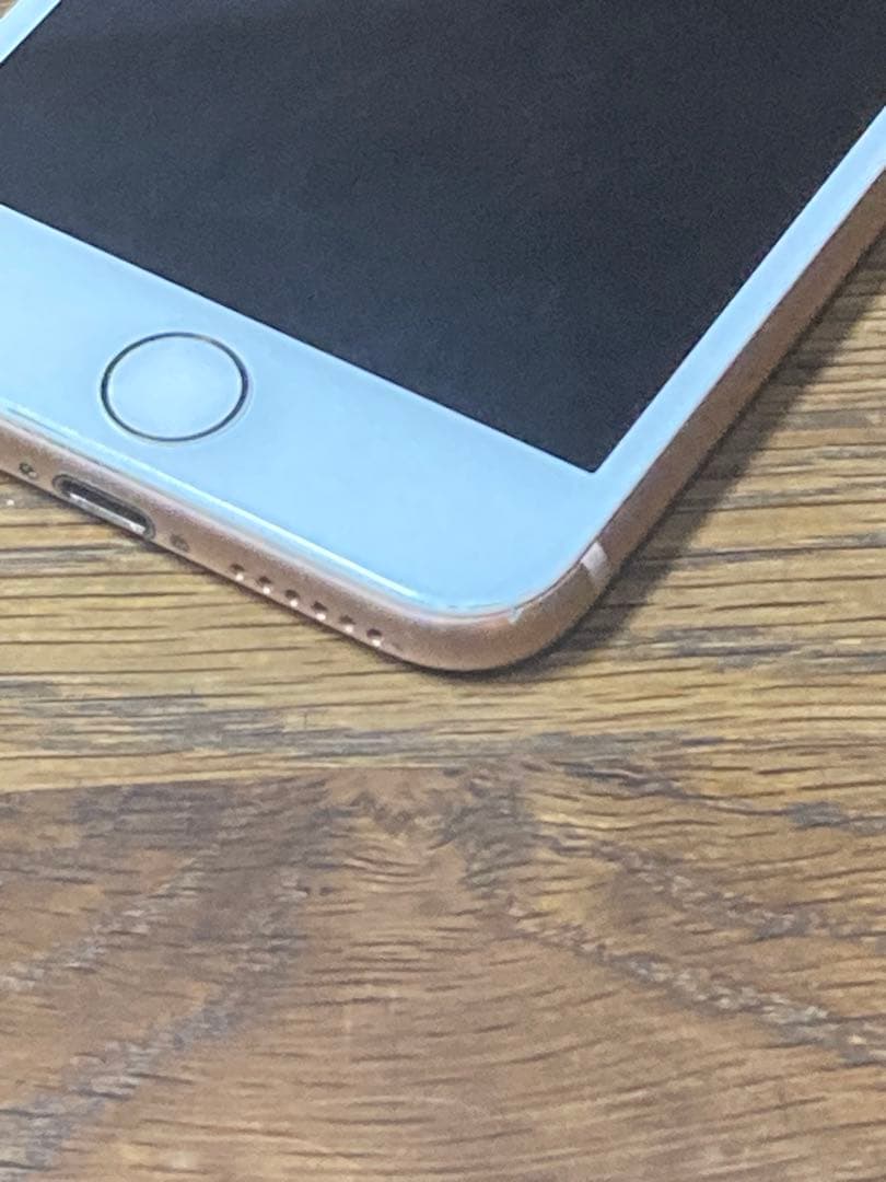 iPhone8 ゴールド、64GB 、SIMフリー、アクティベーションロック解除
