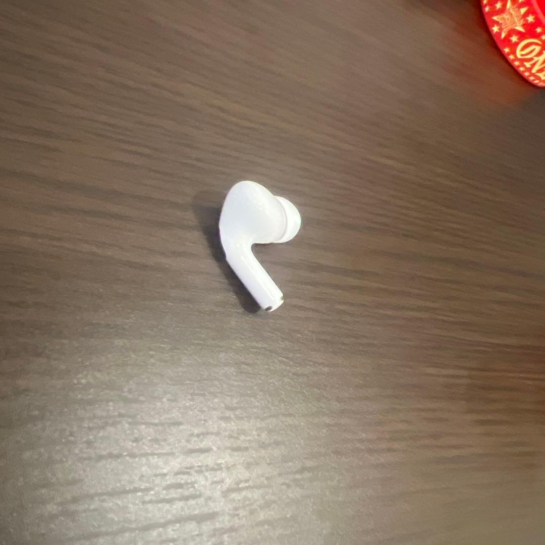 AirPods Pro 2 ワイヤレスイヤホン ホワイト　左耳のみ