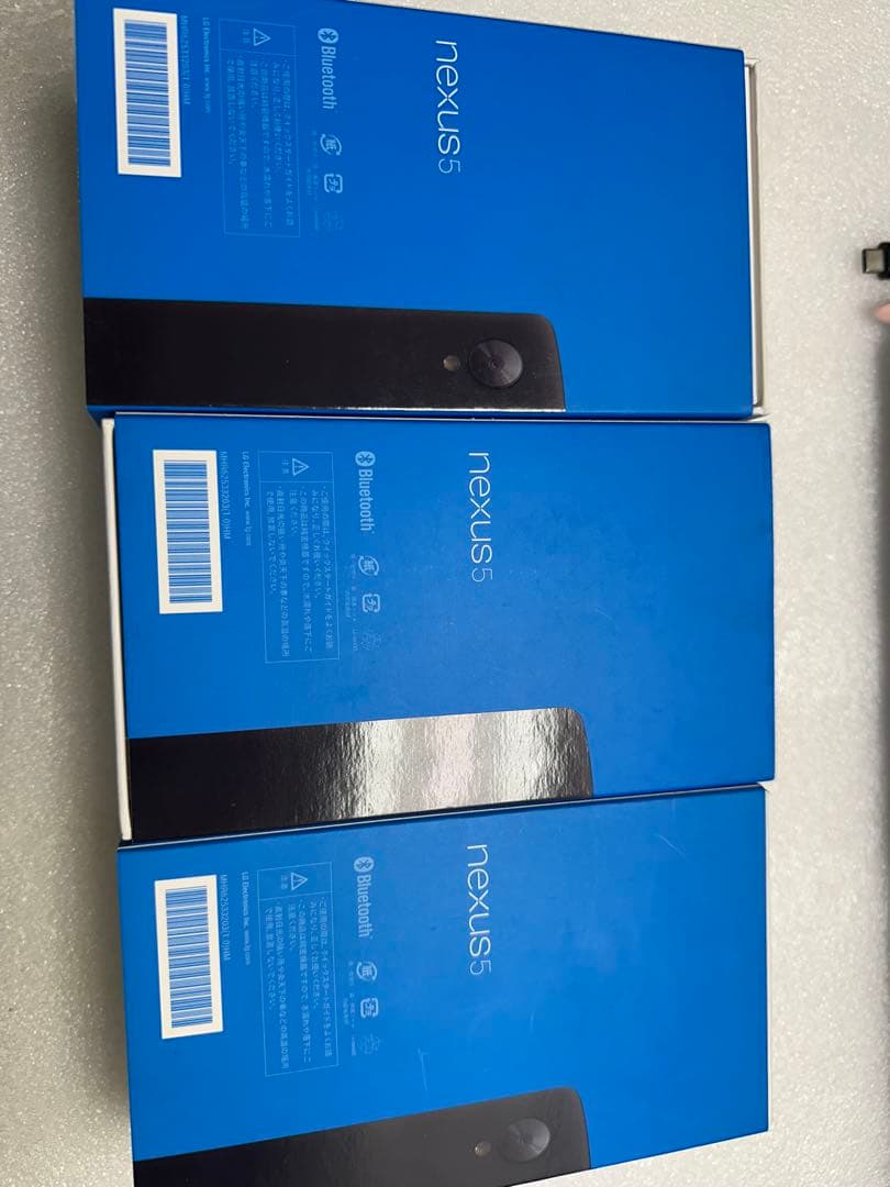 Nexus 5 LG-D821 32GB Black 新品未開封 1台の価額