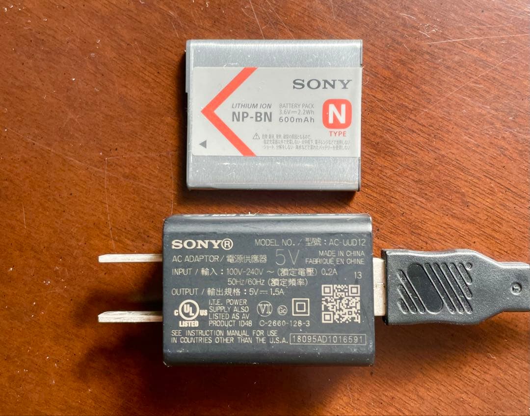 SONY Cyber-shot DSC-W800コンパクトデジタルカメラ