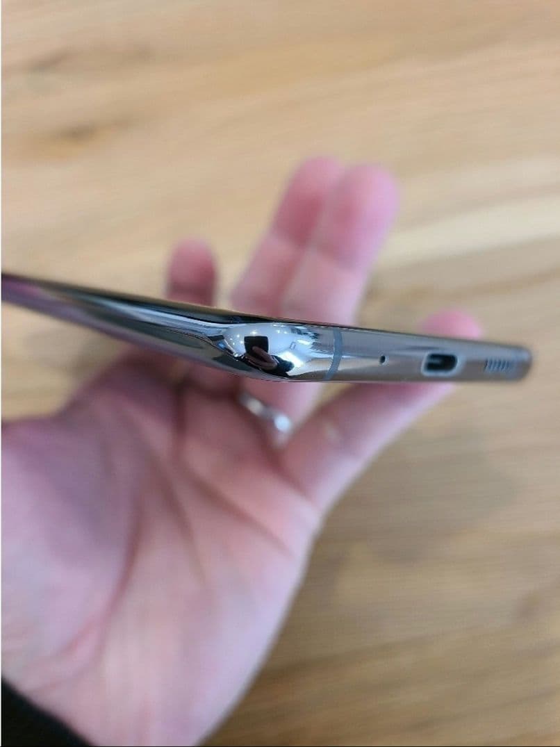 Galaxy S20+ 5G コスミックグレー 本体