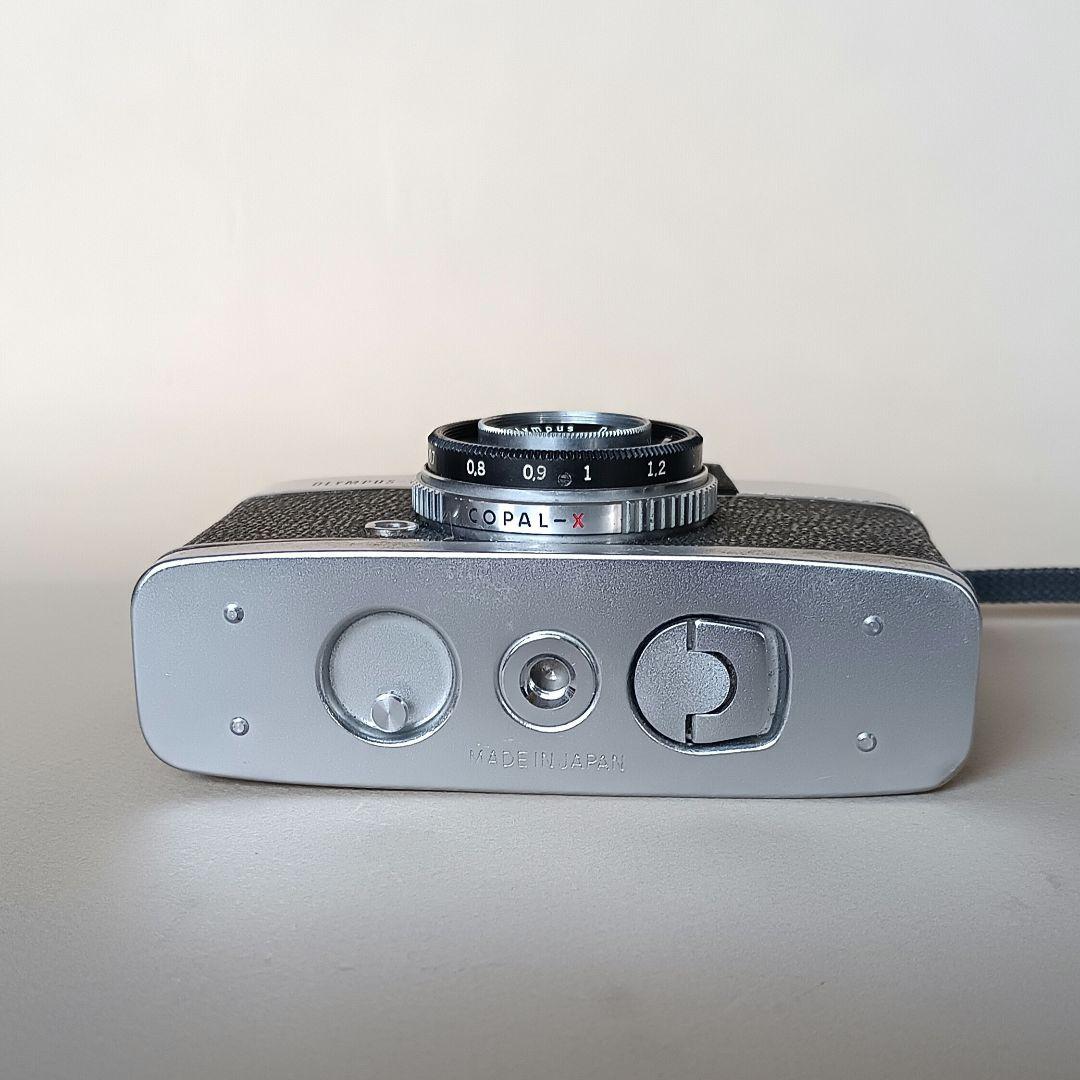 フィルムカメラ【重整備、完動品】オリンパスペンS2.8