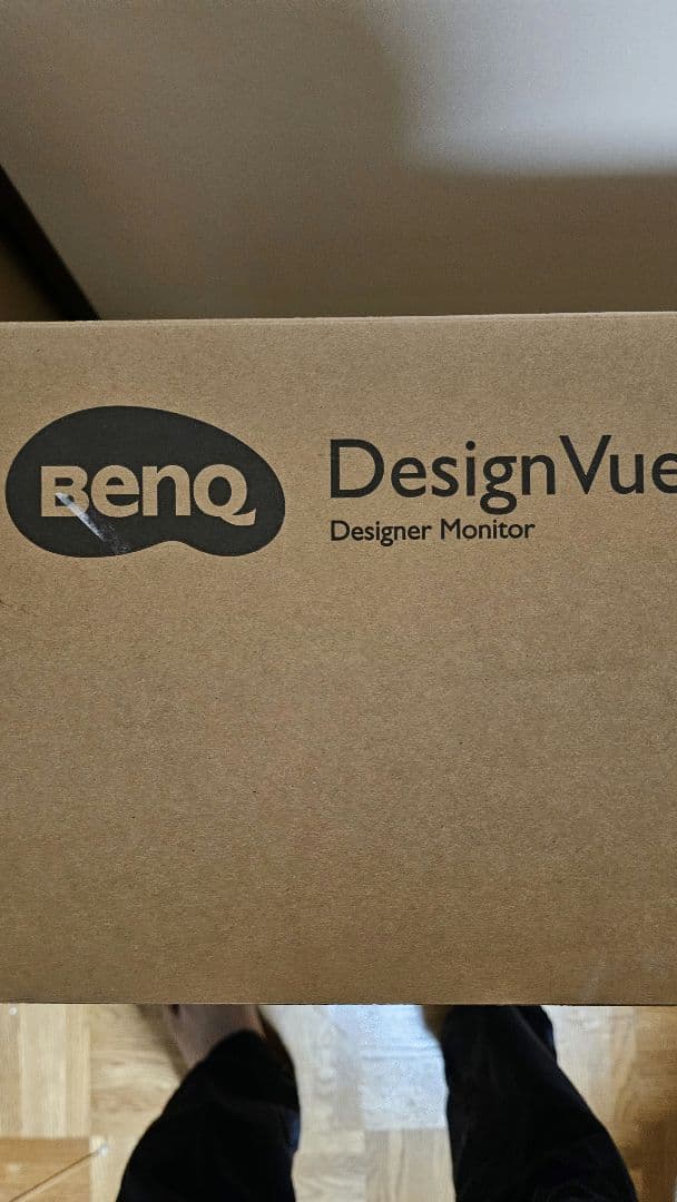極美品　BenQ PD3205UA エルゴモニター付31.5型