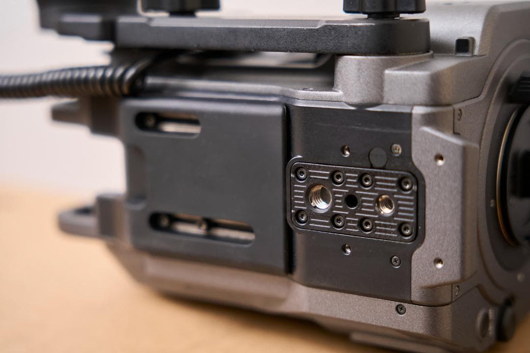 【美品】 Sony PXW-FX9 XDCAM XQDカード×2枚+リーダー付属