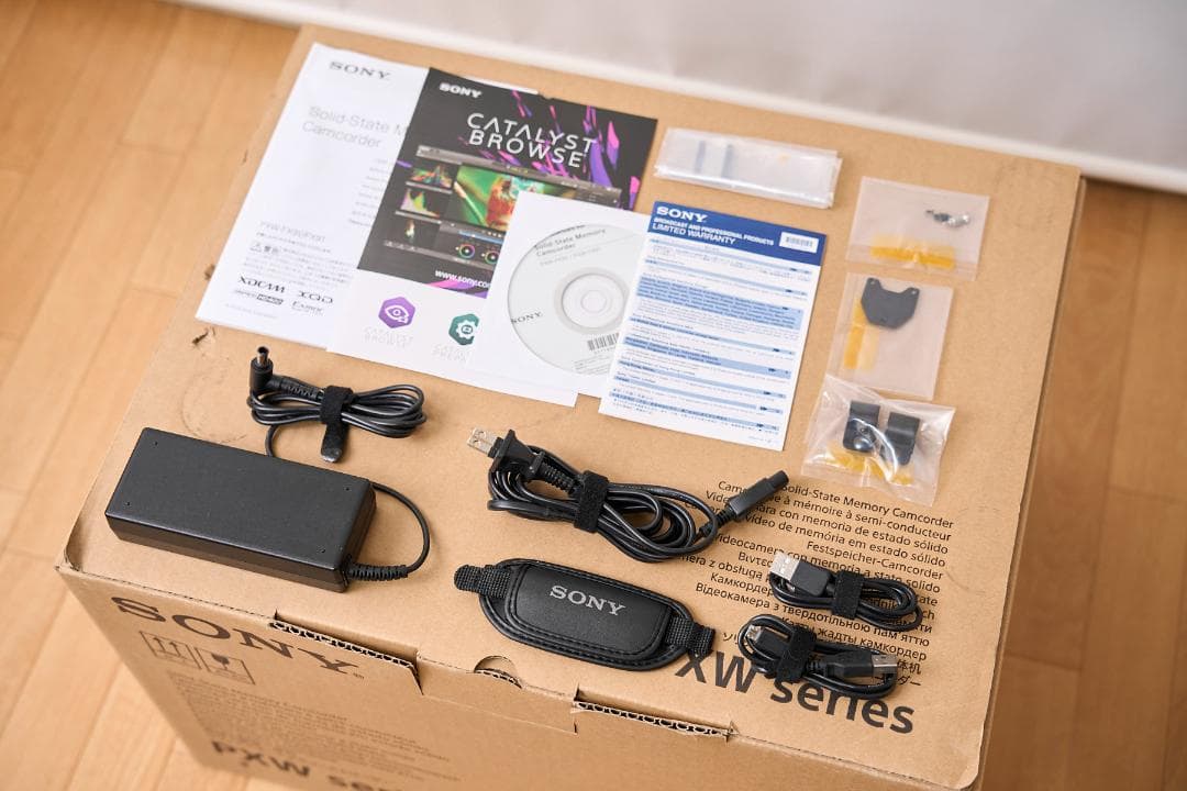 【美品】 Sony PXW-FX9 XDCAM XQDカード×2枚+リーダー付属