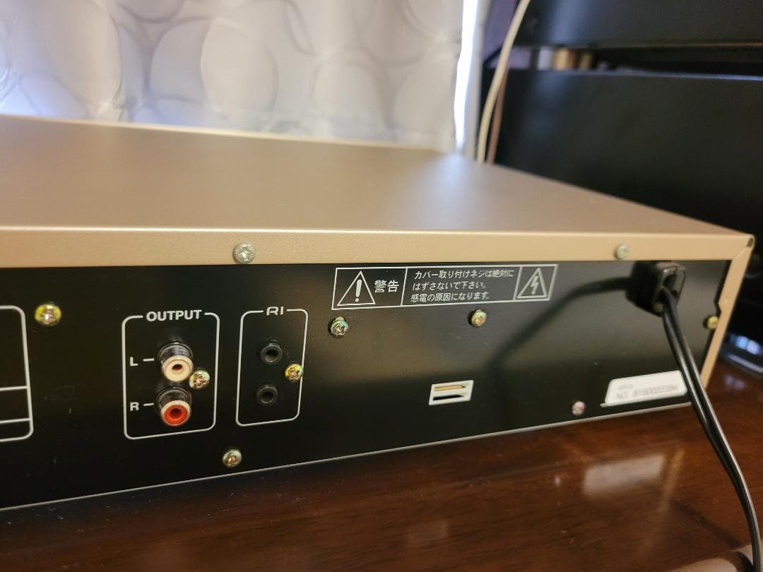 ONKYO　オンキヨー　T-424　FM/AMチューナー