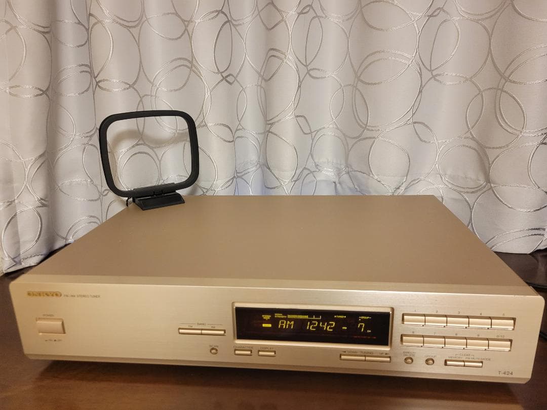 ONKYO　オンキヨー　T-424　FM/AMチューナー